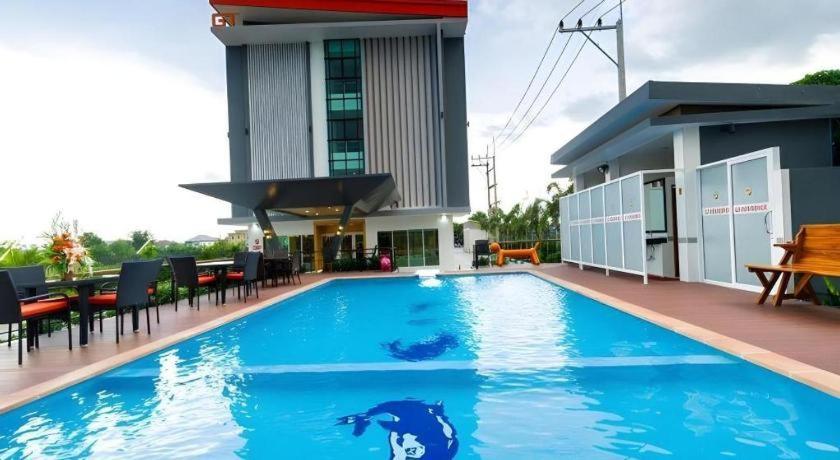 Gt Residence Hotel Бурирам Экстерьер фото